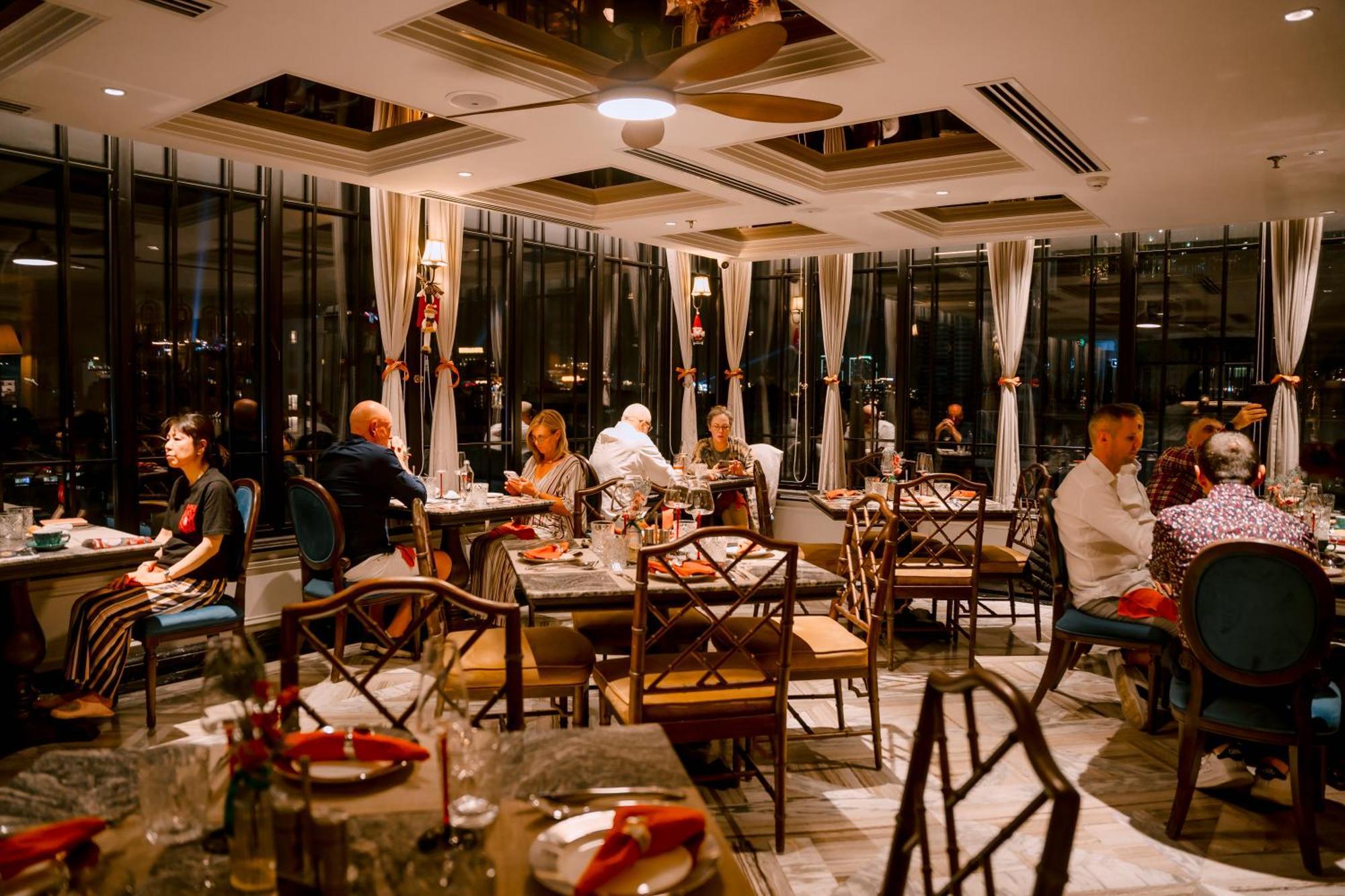 Grand Hotel Du Lac Hanoi Exterior foto The restaurant