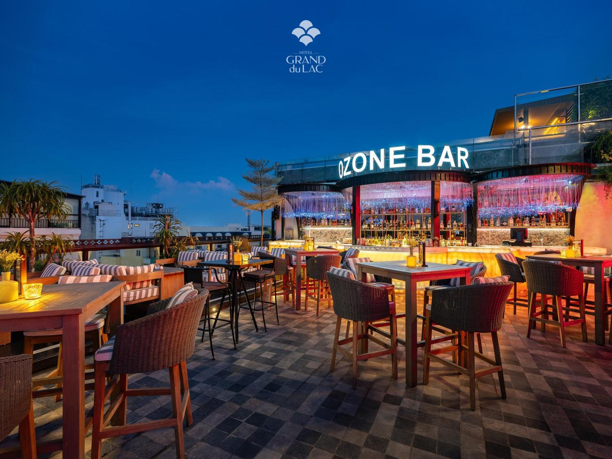 Grand Hotel Du Lac Hanoi Exterior foto ZONE BAR